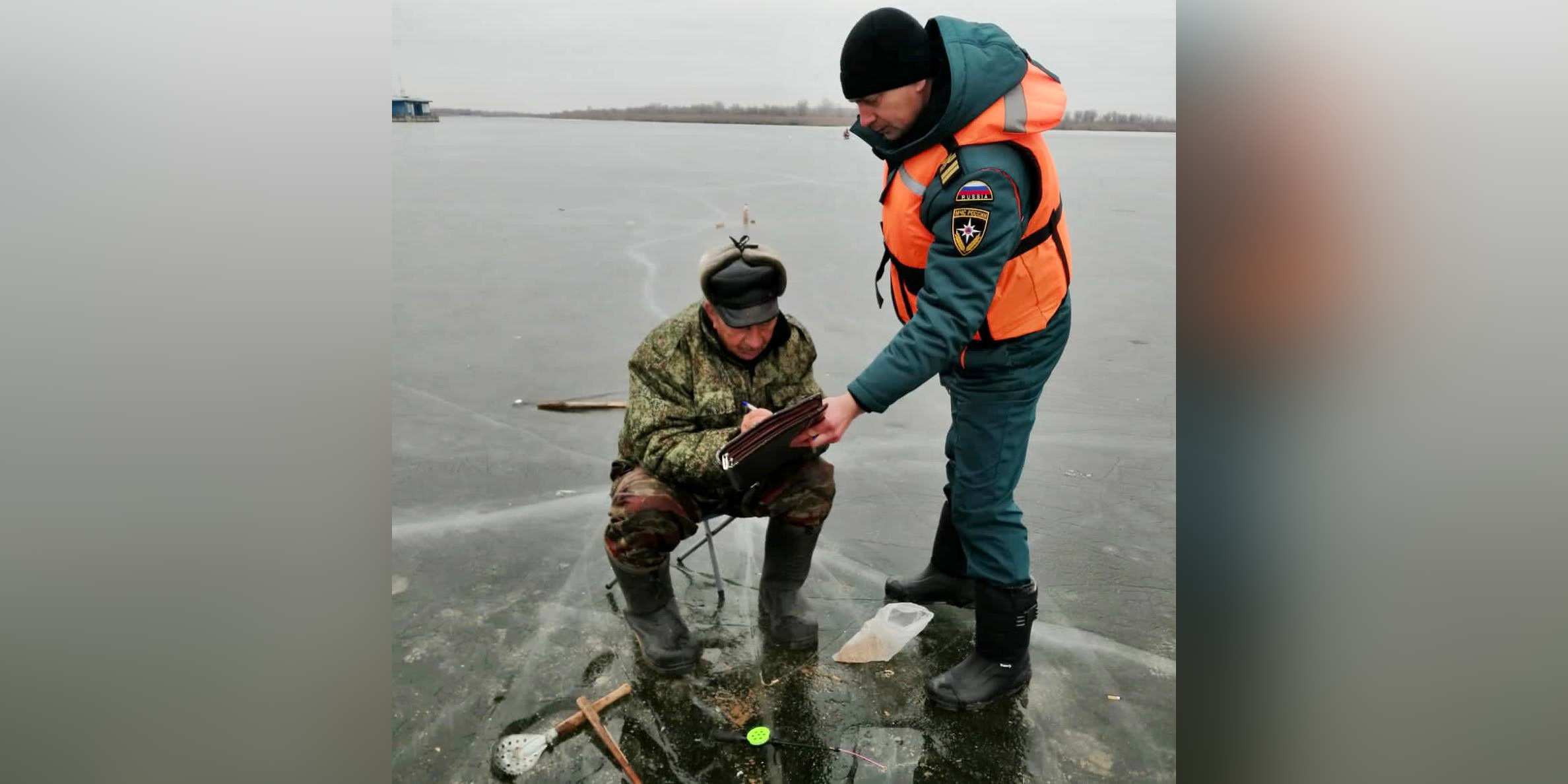 За прошлый месяц под лед провалились семь астраханцев 