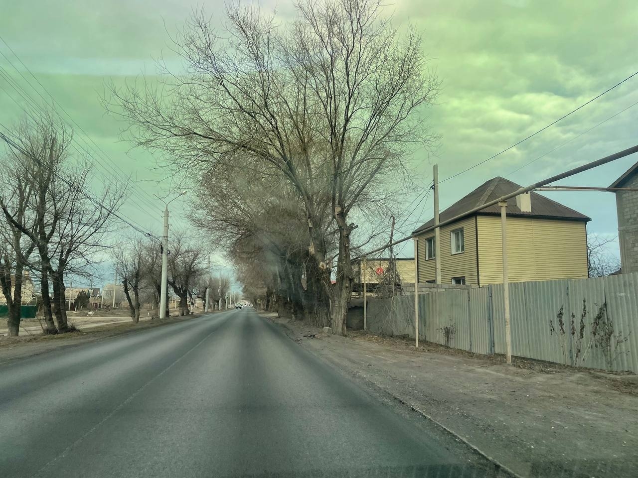 В Астрахани за 2022 год отремонтировали почти 26 километров дорог 