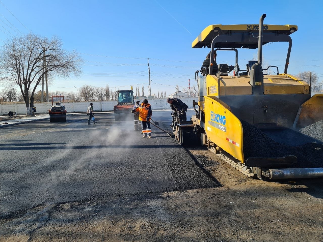 Новый асфальт на разворотной площадке на Софьи Перовской появится на следующей неделе 