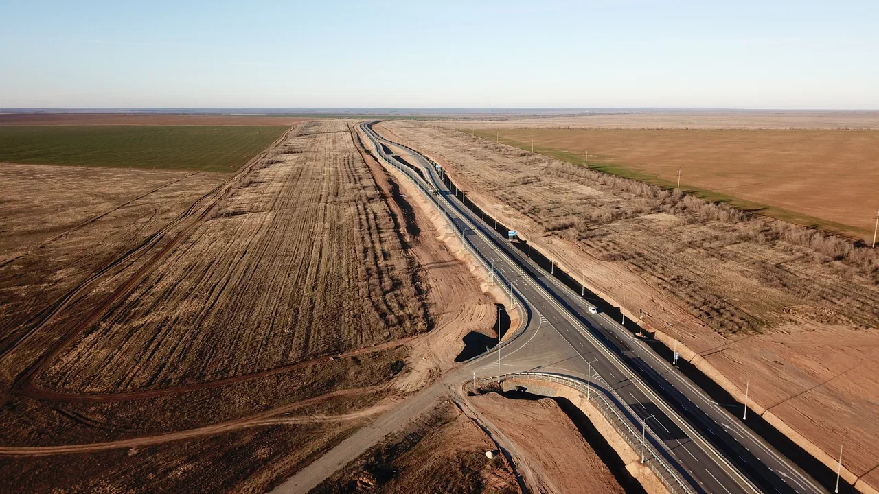 В Калмыкии отремонтировали участки астраханских трасс 