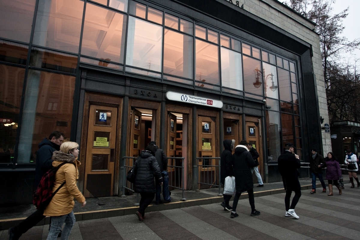 В Санкт-Петербурге объяснили череду закрытия станций метро на ремонт