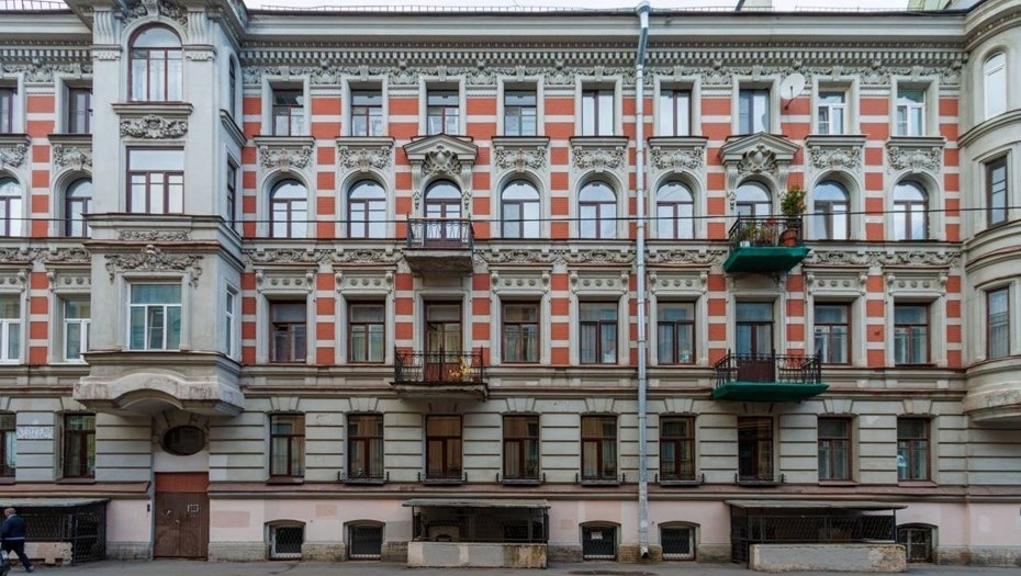 В Петербурге сдадут Цокольное помещение на Коломенской без торгов