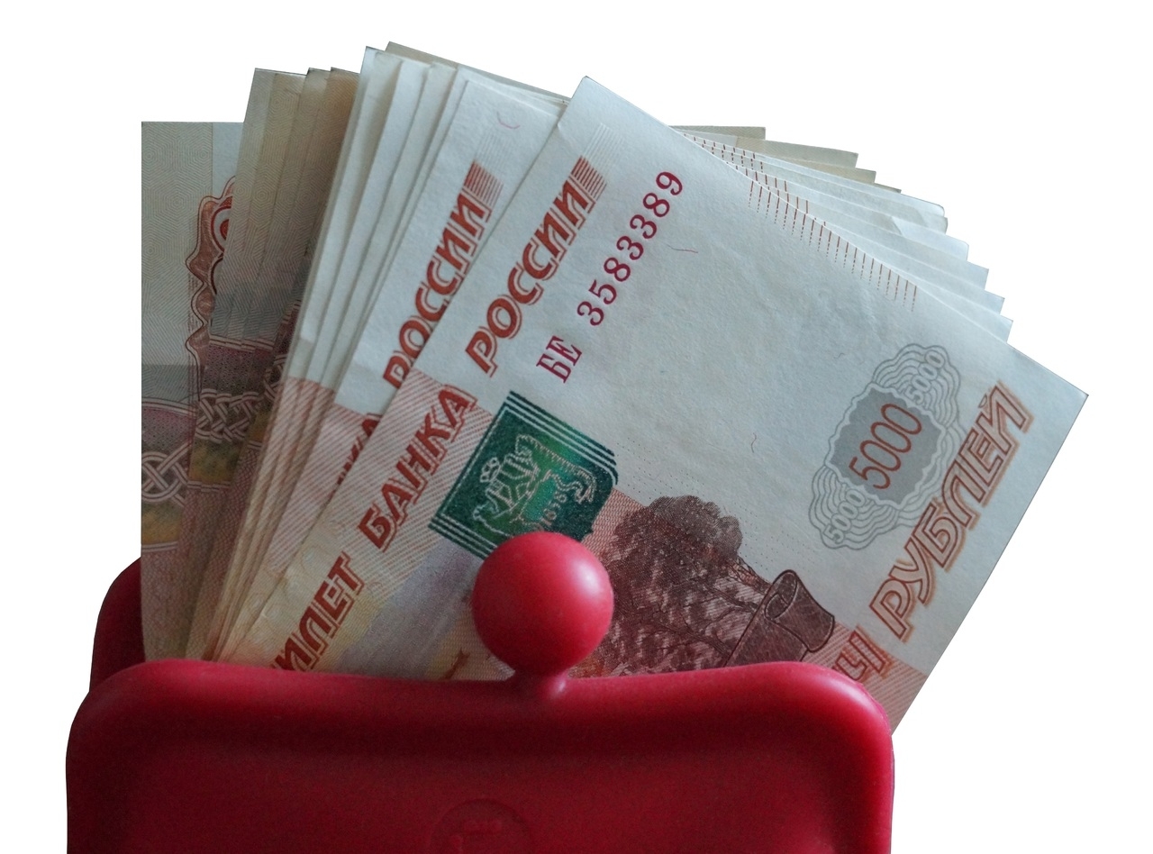 Менее 20% петербургских компаний планируют премировать персонал в честь 23 февраля