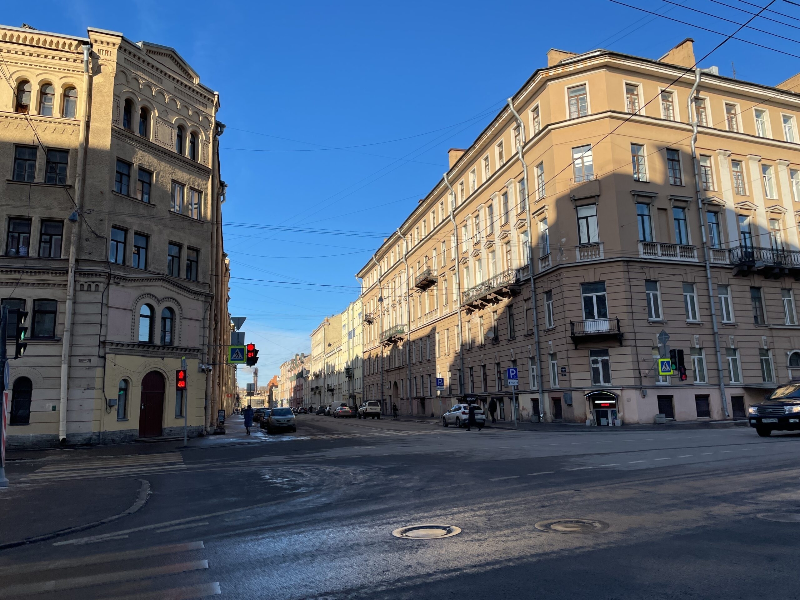 С 1 марта в четырех районах Санкт-Петербурга ограничат движение