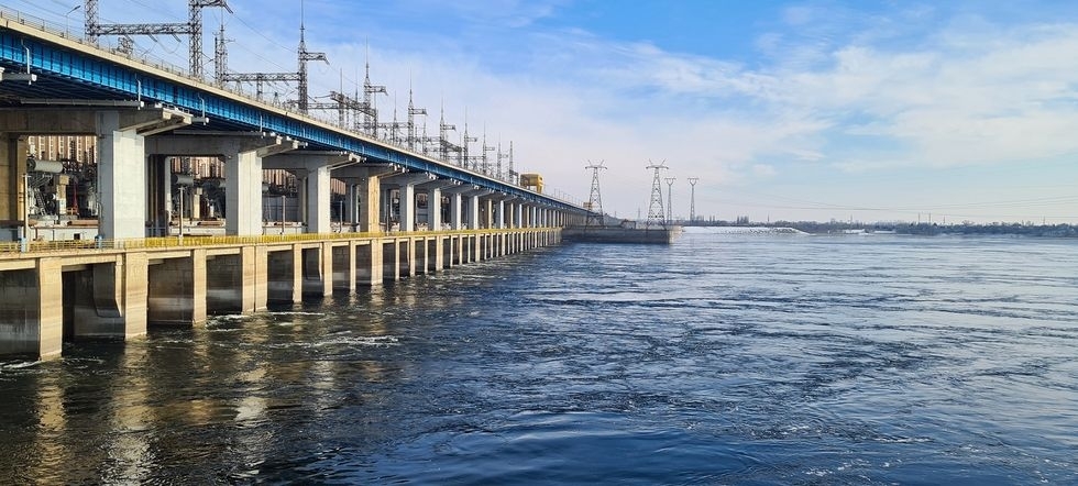 Волжская ГЭС с 11 февраля увеличила пропуск воды 