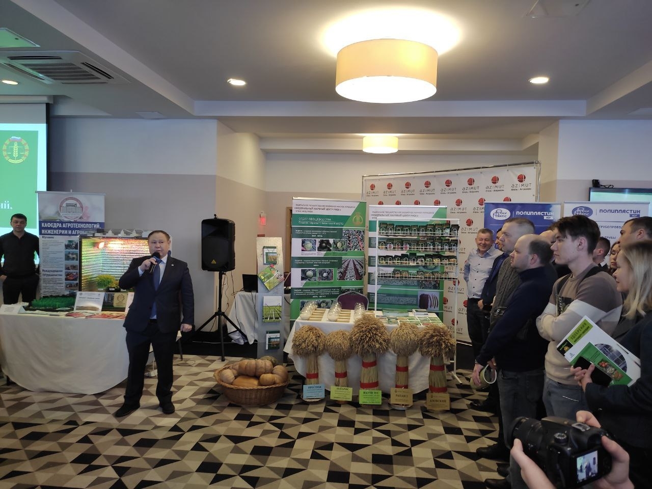 Представители из Беларуси и Казахстана приехали в Астрахань на международную сельхозвыставку 