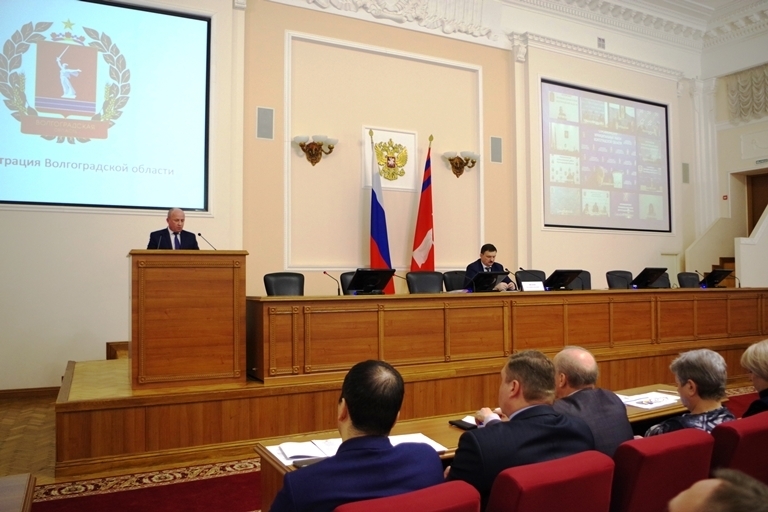 На погектарную субсидию для волгоградских аграриев направят 392,6 миллиона 