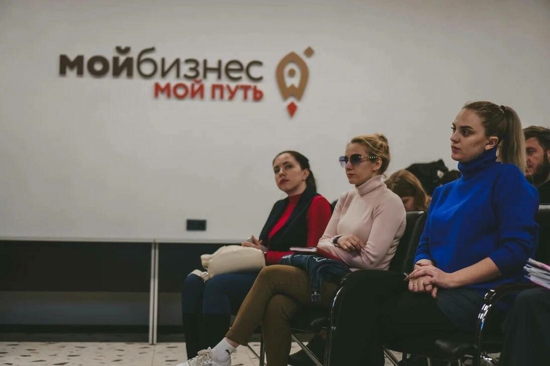 Предприниматели из Астрахани до 25 лет могут получить до полумиллиона рублей