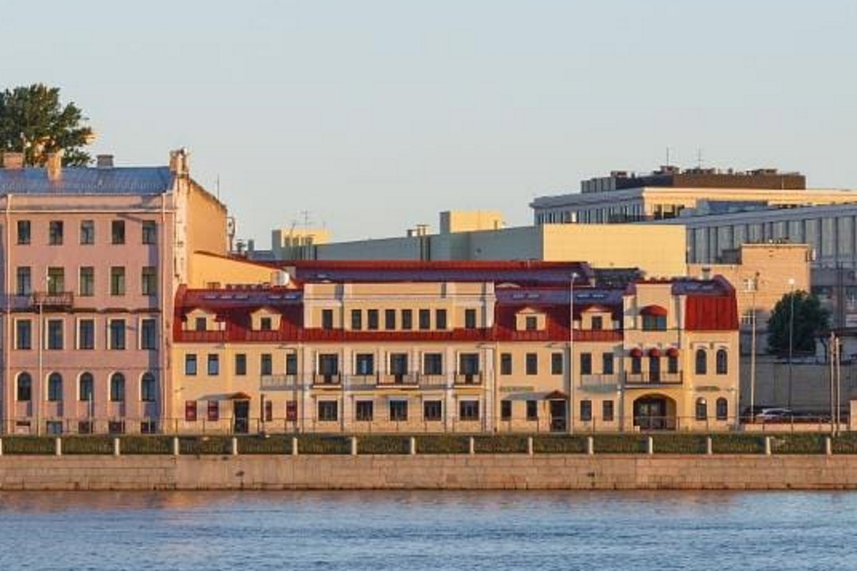 Гостиницу «Багратион» в Петербурге выставили на продажу