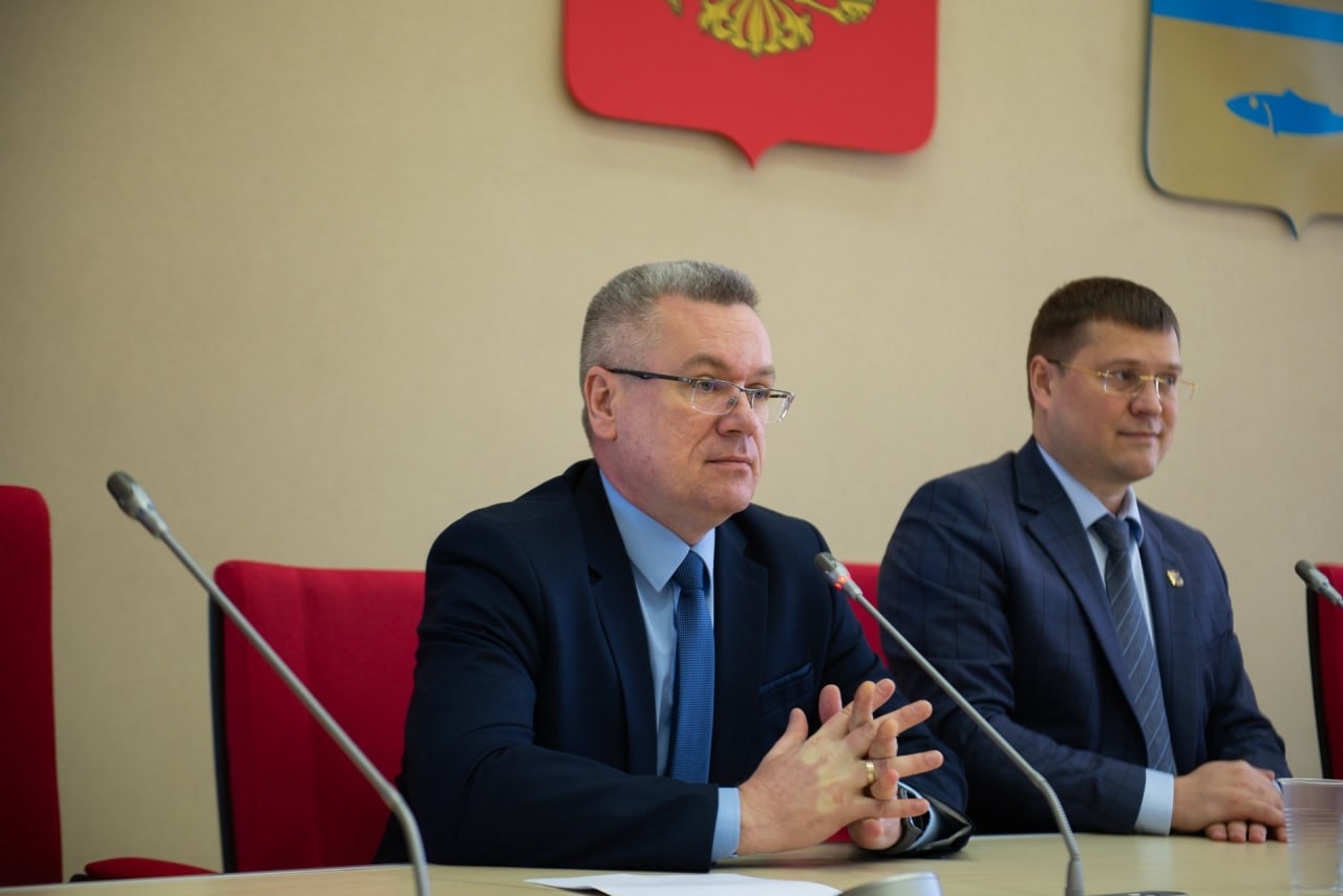 В Мурманской области 46 молодых семей получили свидетельства о выплатах на покупку и строительство жилья