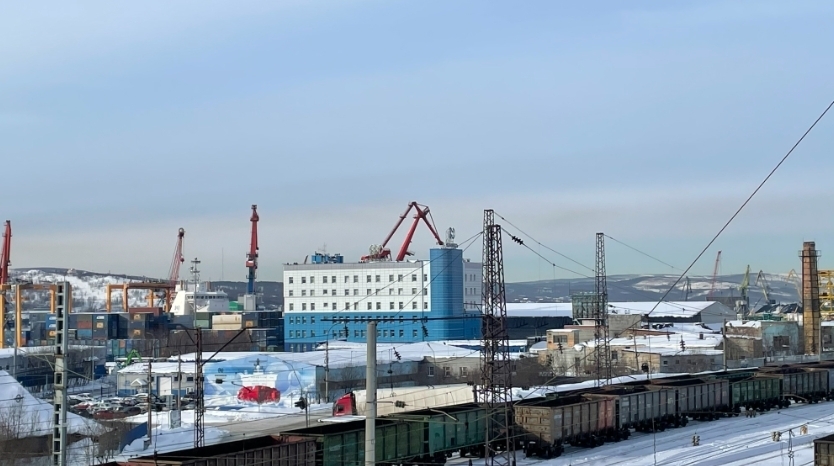 Северный морской путь могут продлить на западе до Мурманска