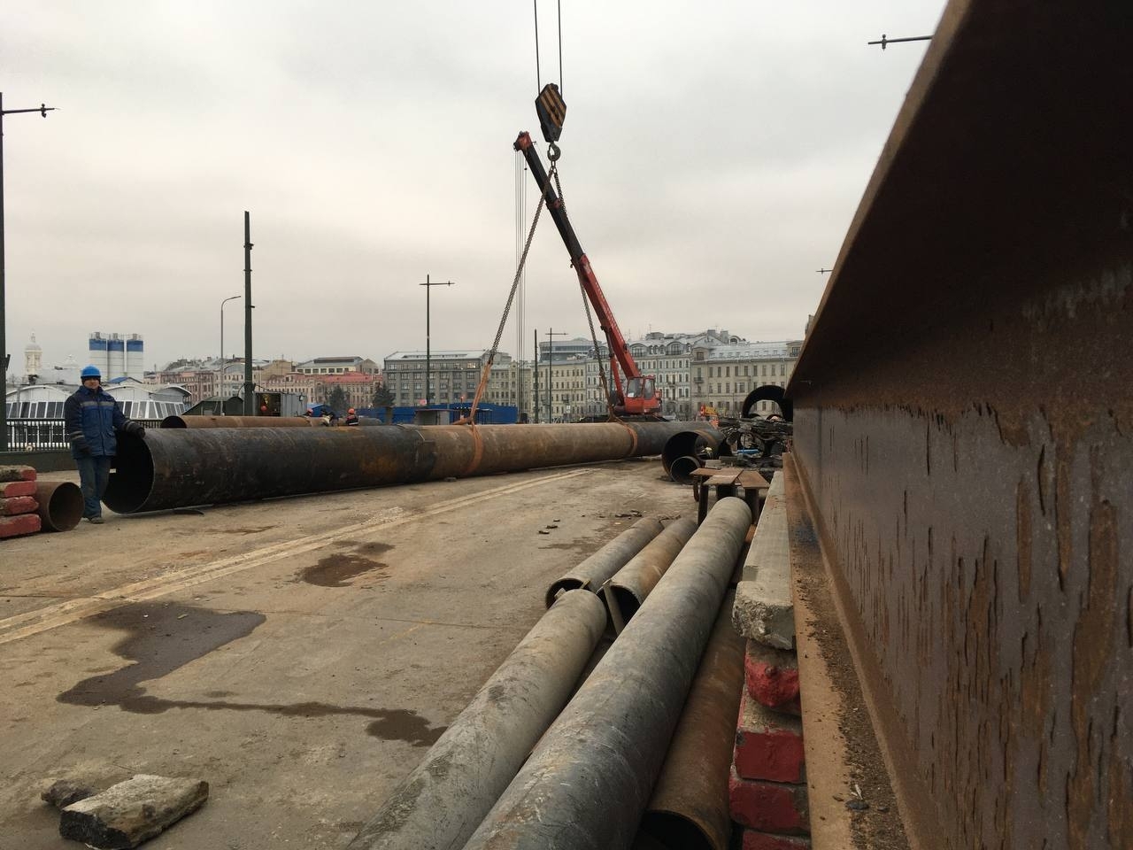 «Возрождение» построит мост через Черную речку