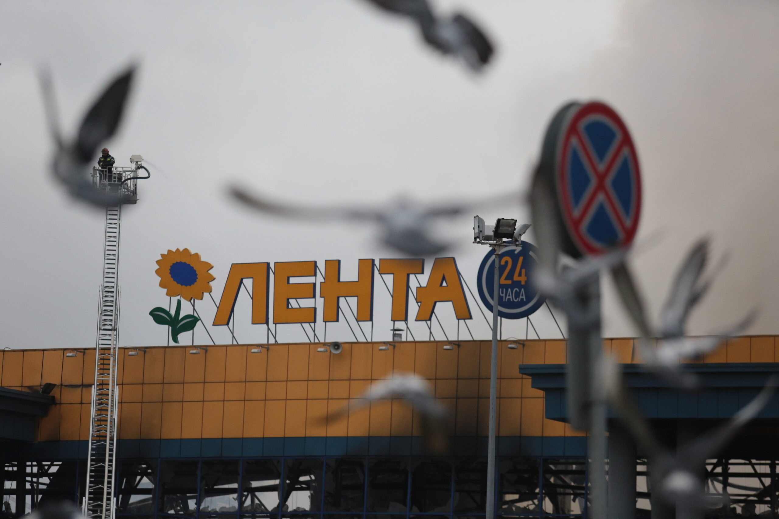 В Петербурге сорвалась сделка по продаже здания «Ленты» на Савушкина