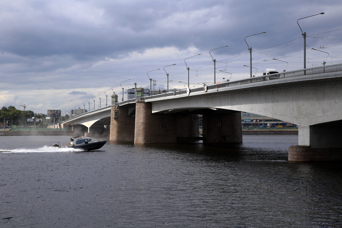 В Петербурге почти вдвое вырастет кадастровая стоимость зданий