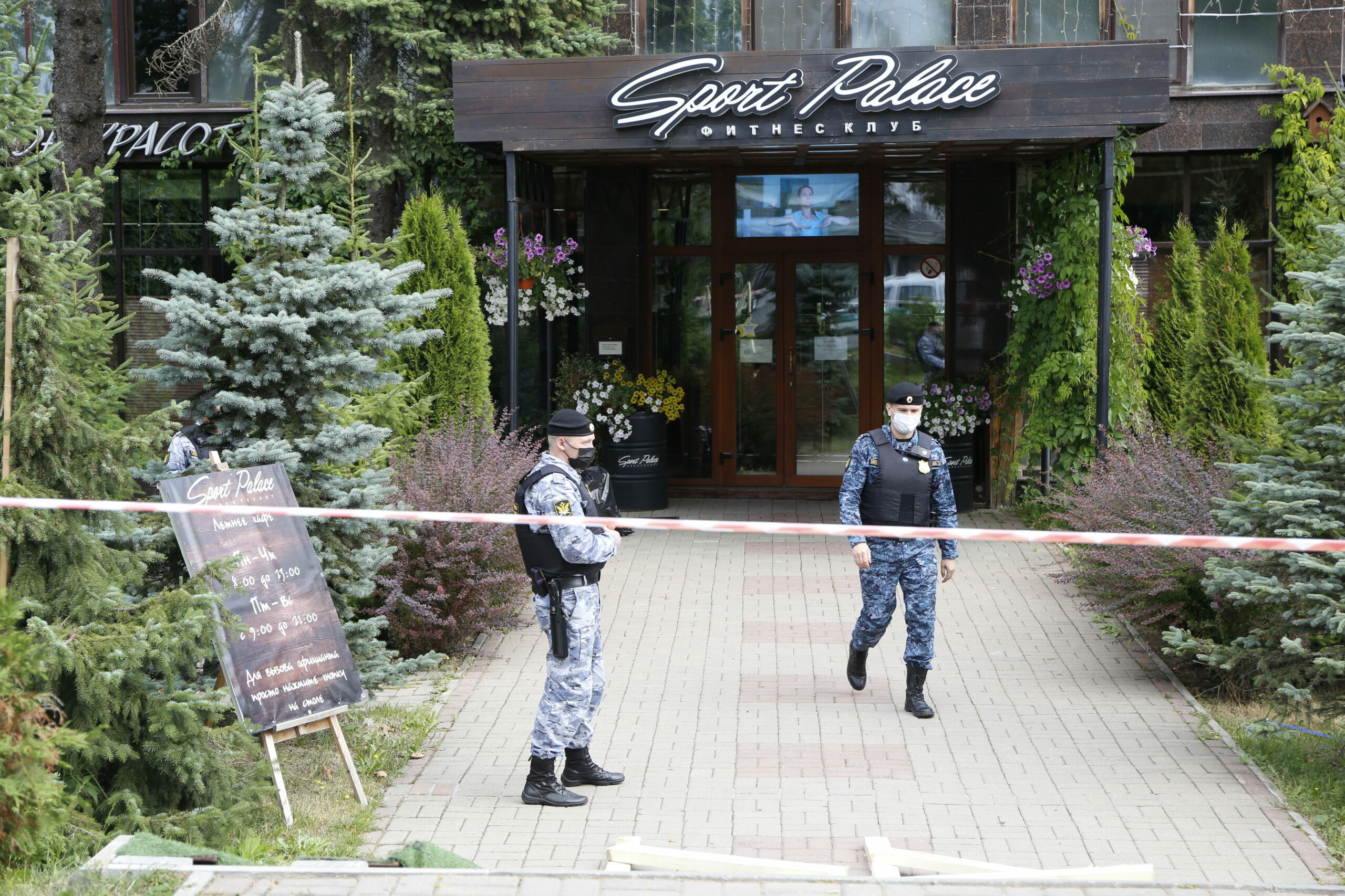 Названы причины исковых требований к судебным приставам Петербурга