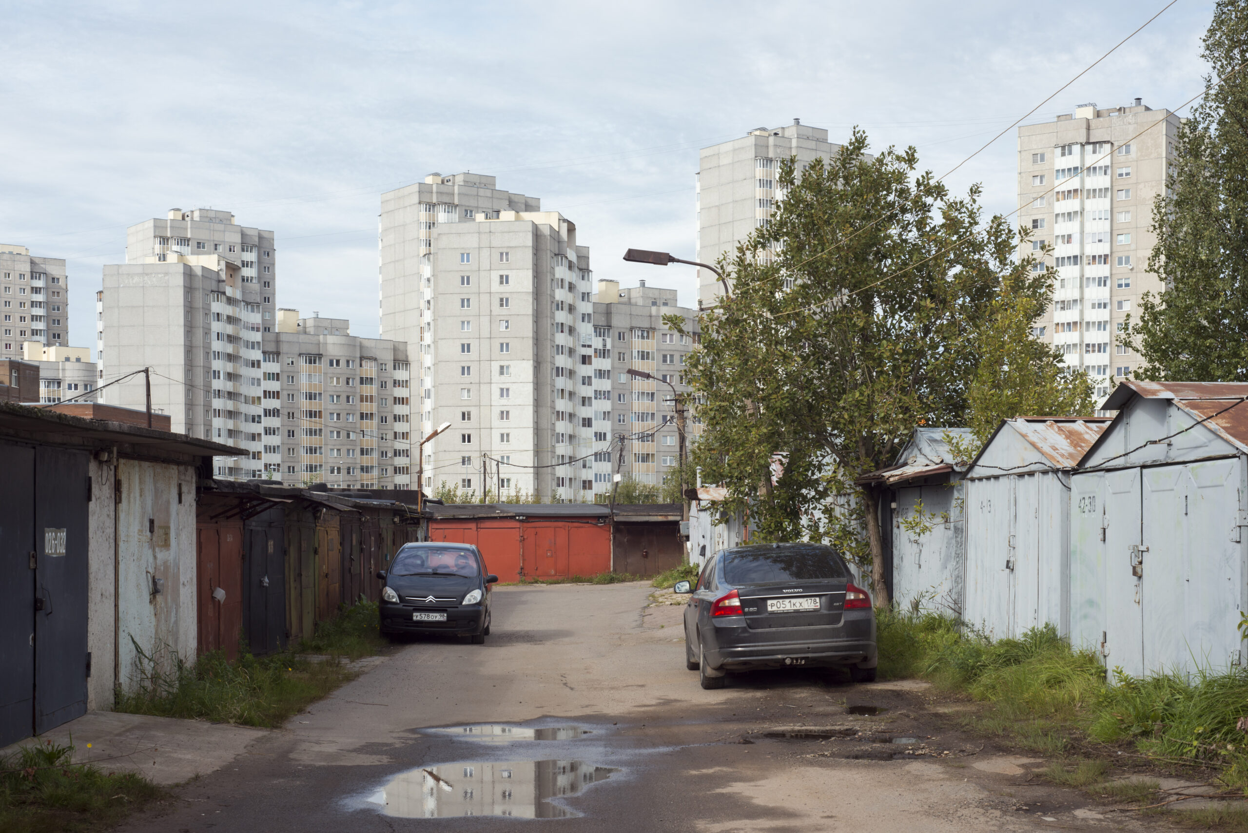 Владельцы снесенных гаражей в Петербурге получат компенсации