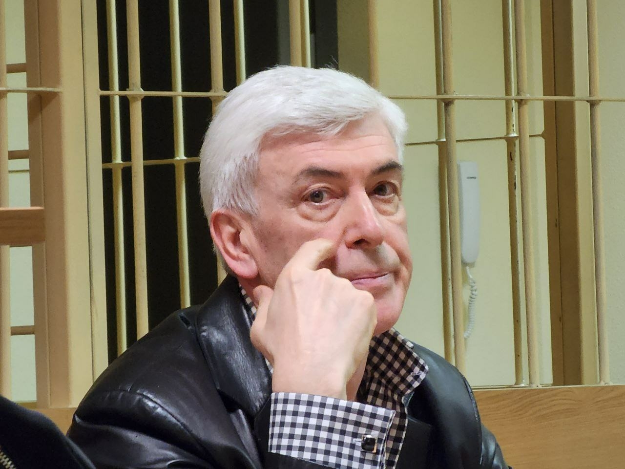 Петербургский суд частично прекратил производство по делу бизнесмена Израйлита
