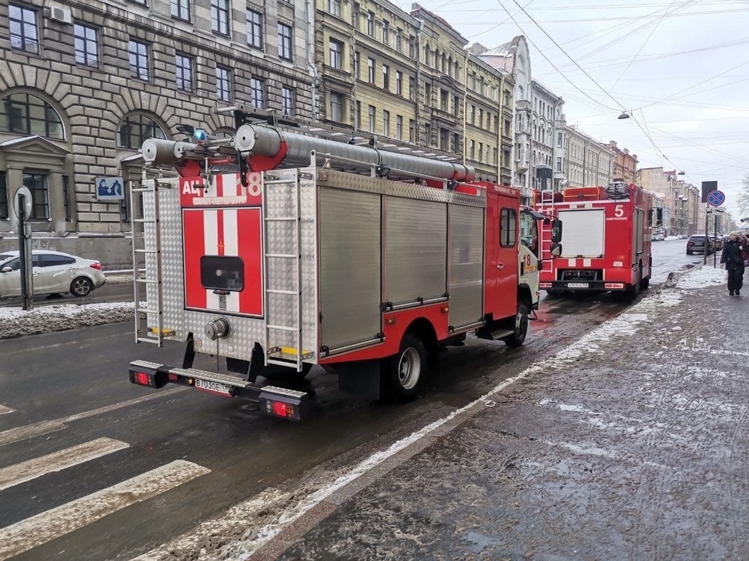 В Петербурге загорелась булочная