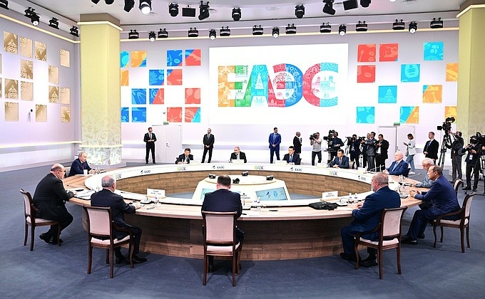 На заседании ЕАЭС обсудили строительство семейного курорта «Новая Анапа»