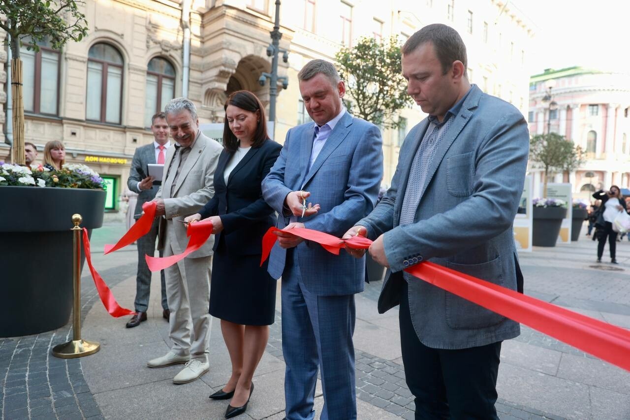 Кирилл Поляков: в Петербурге открылась фотовыставка «Spb. Invictus maneo Санкт-Петербург. Остаюсь непобежденным»