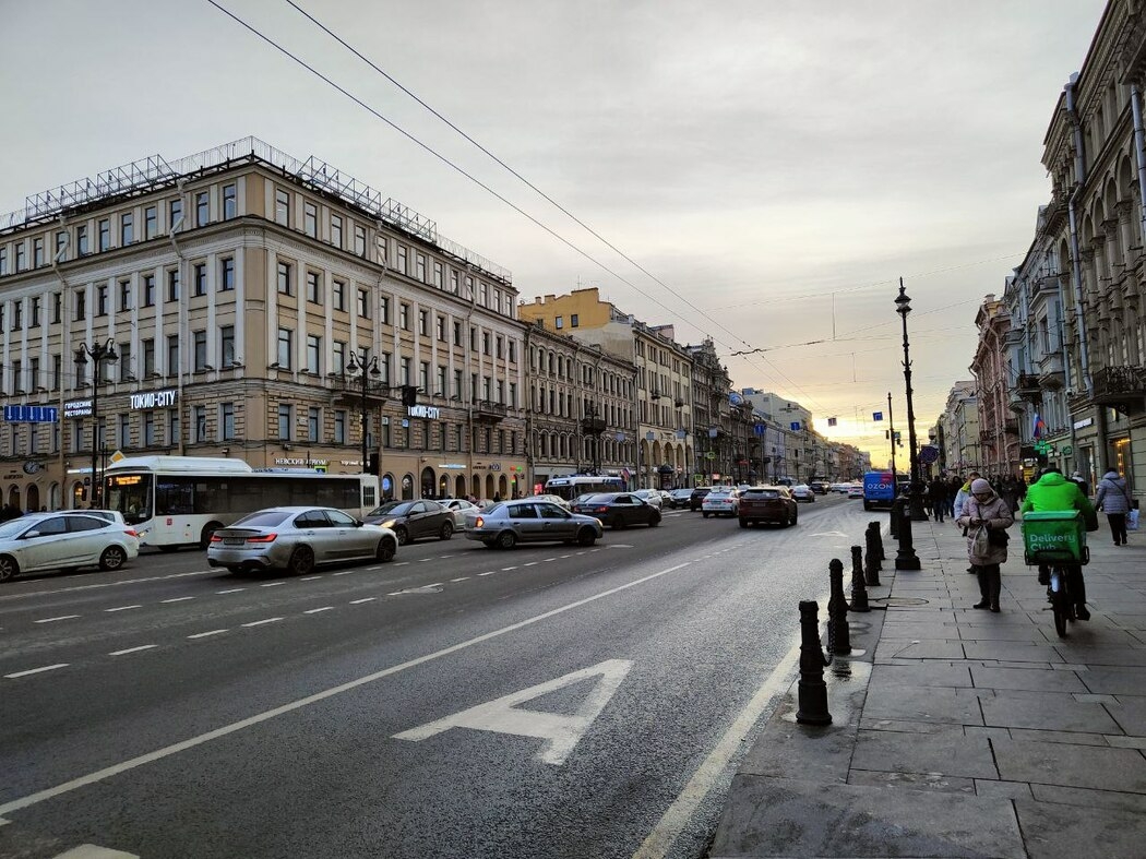 Петербург примет в 2024 году более 200 тысяч китайских туристов