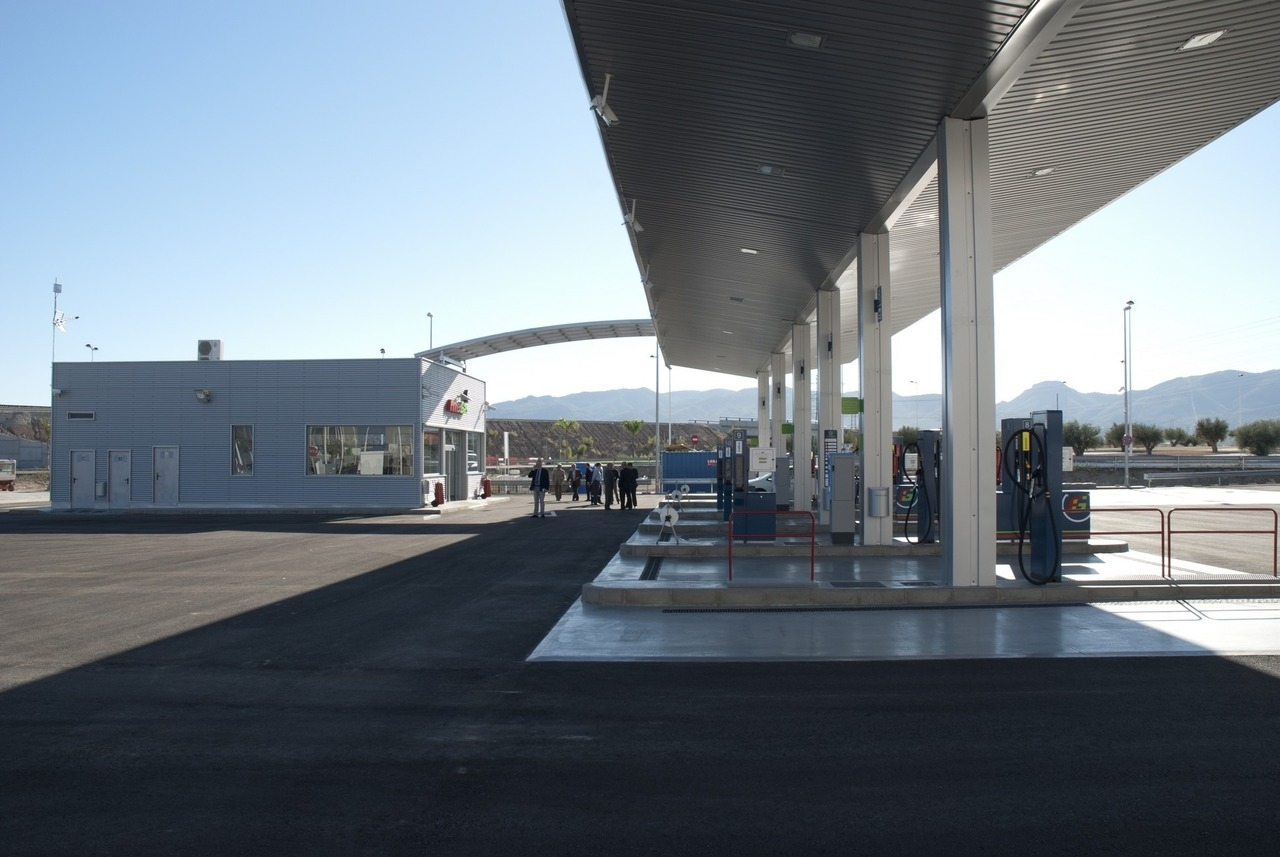 На Караваевской улице в Петербурге построят газозаправочную станцию