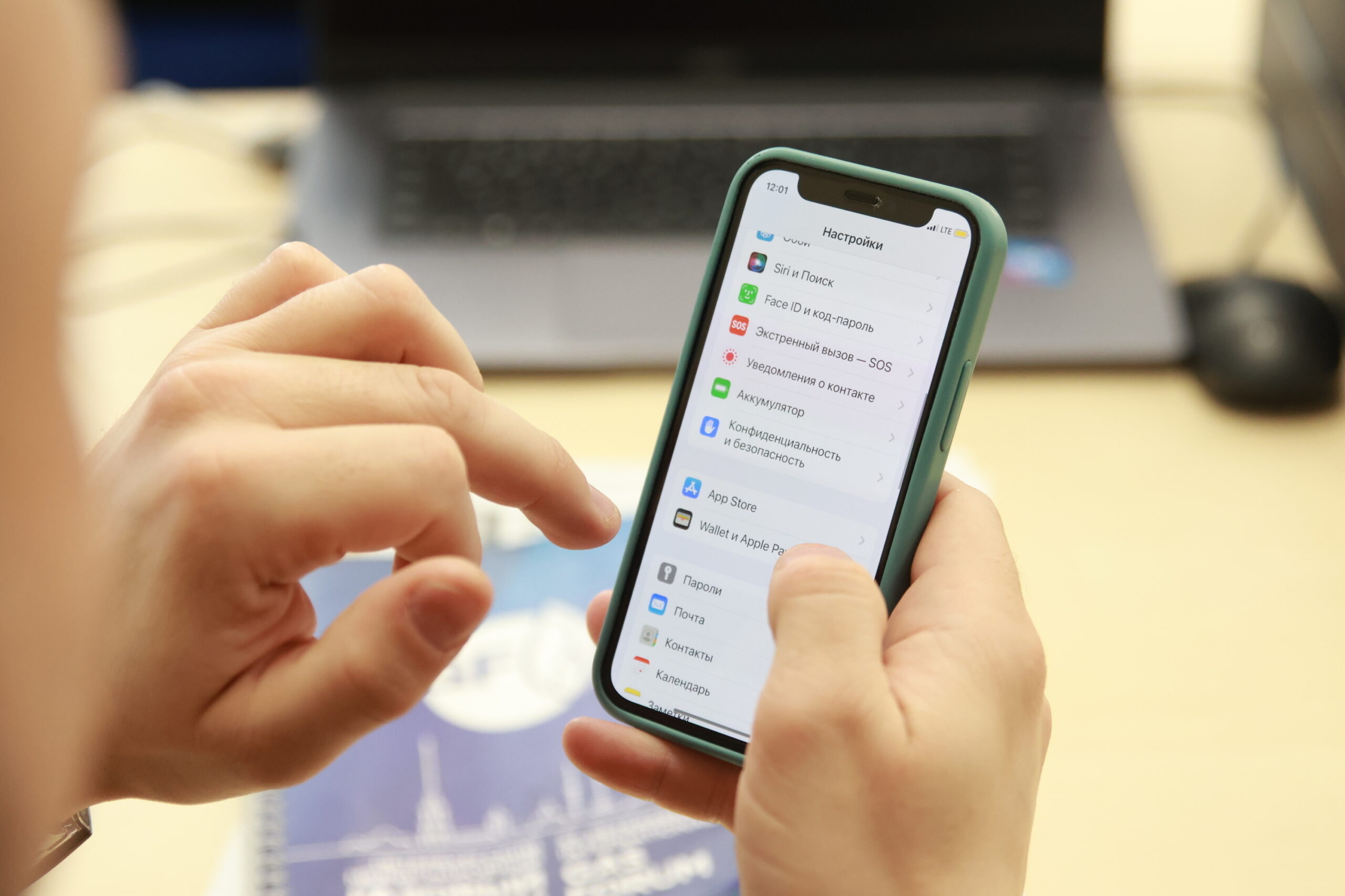 Петербуржцы стали предпочитать стандартным SIM-картам электронные