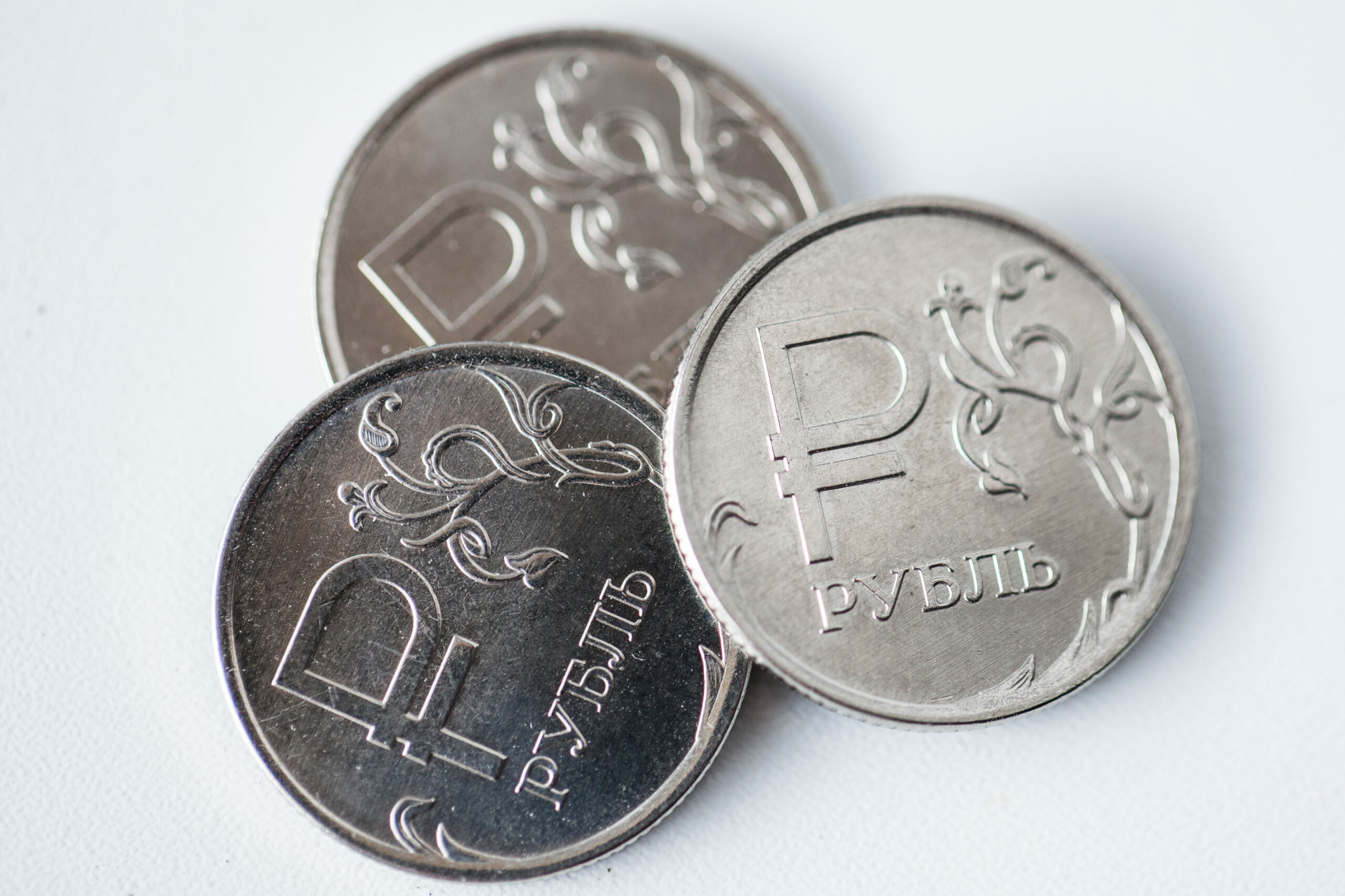 В бюджет Петербурга включили дополнительные траты и доходы