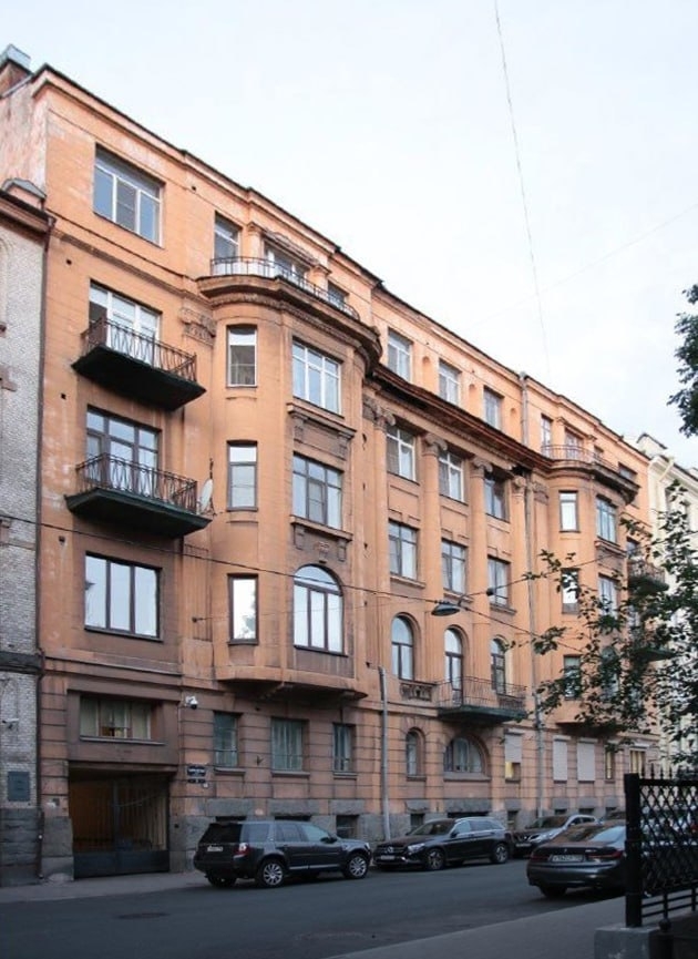 Петербург заработал 11 млрд рублей на продаже госимущества в 2023 году