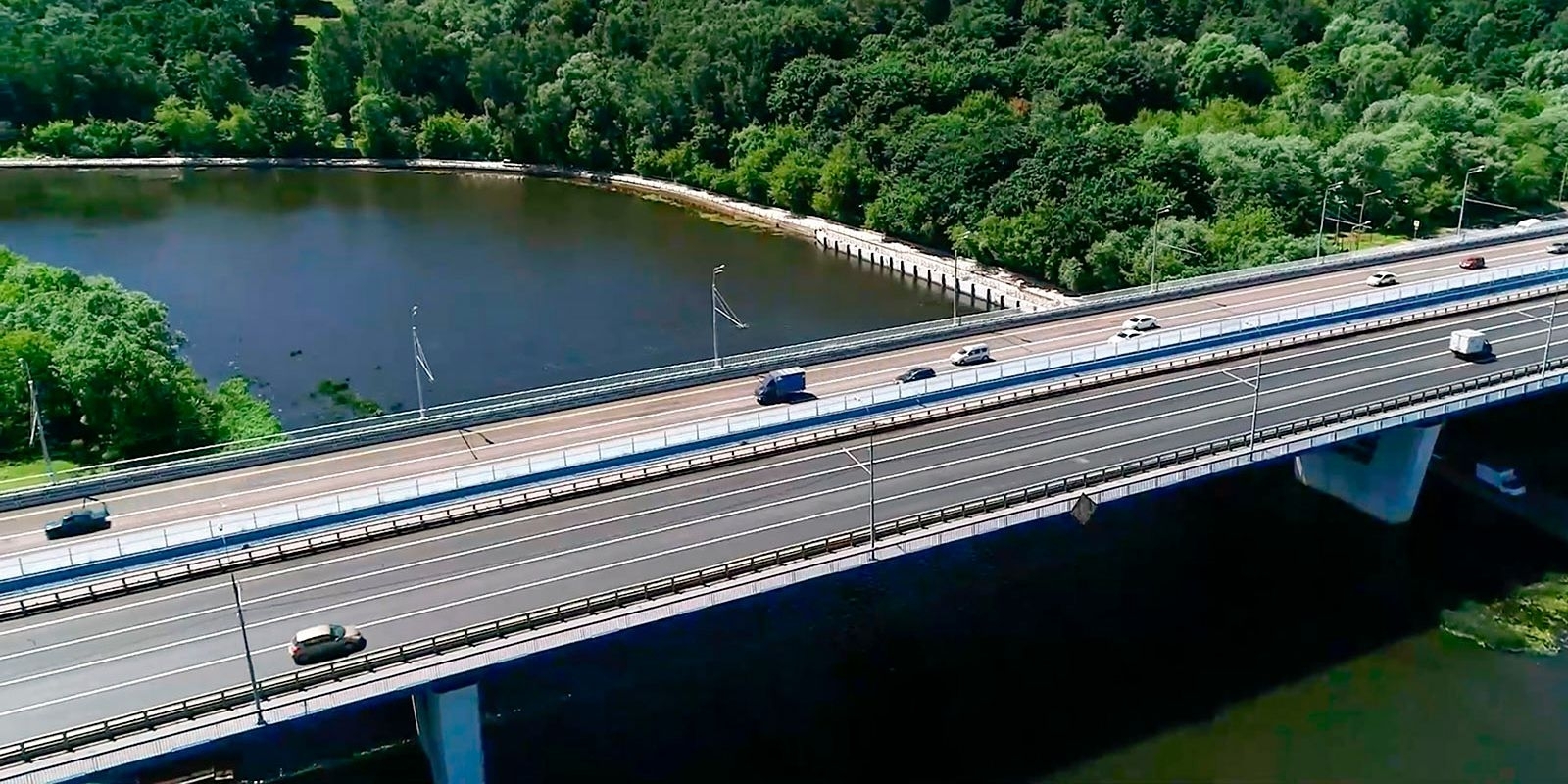 С начала года в Москве построили три моста