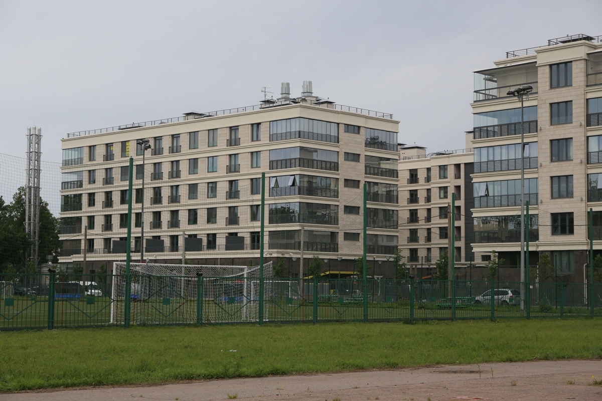 Спрос на жилье в Санкт-Петербурге упал на 20% за месяц