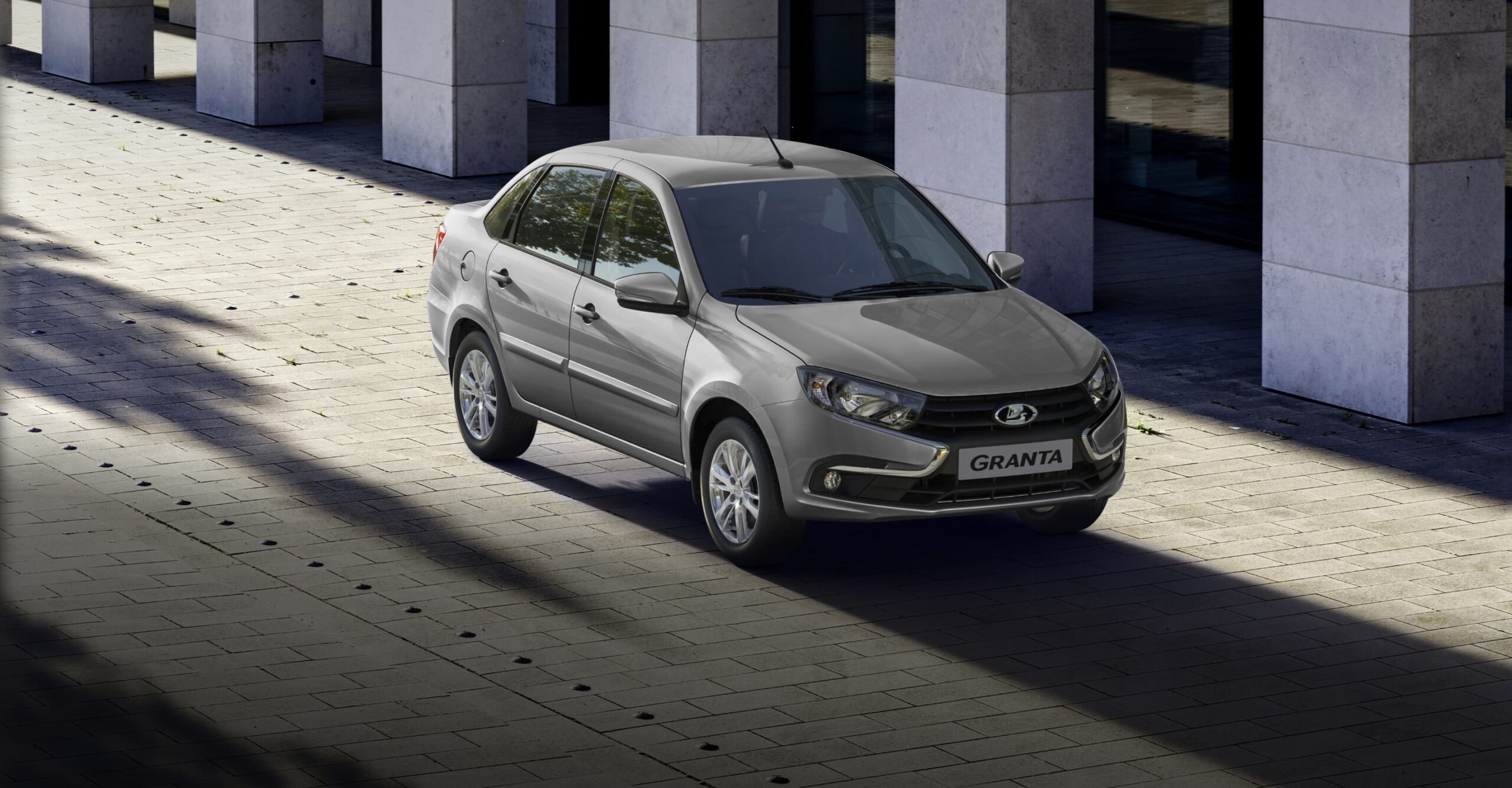 В Петербурге в сентябре продали рекордное количество автомобилей Lada