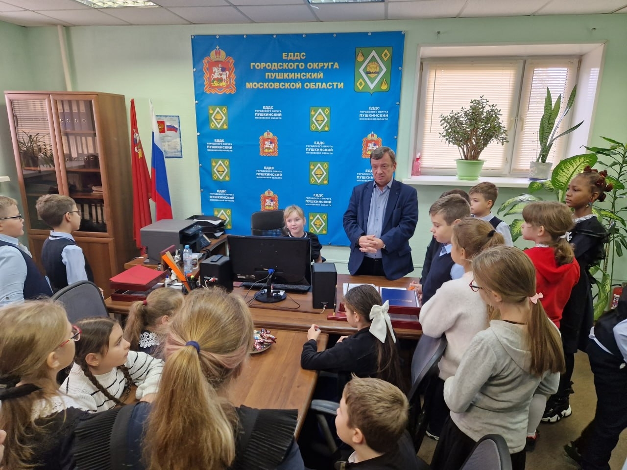 Школьники из Ивантеевки посетили МКУ «ЕДДС г.о. Пушкинский»