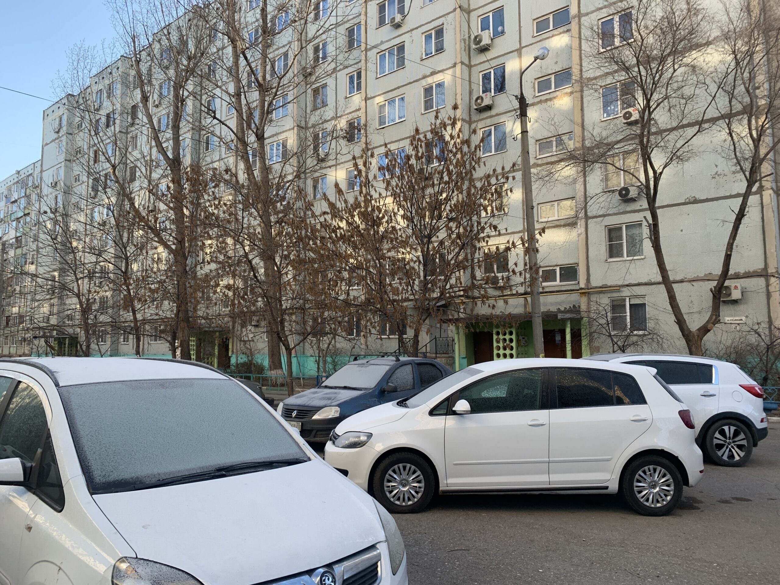 Астраханцев ждут облачность и до минус пяти градусов 8 января 