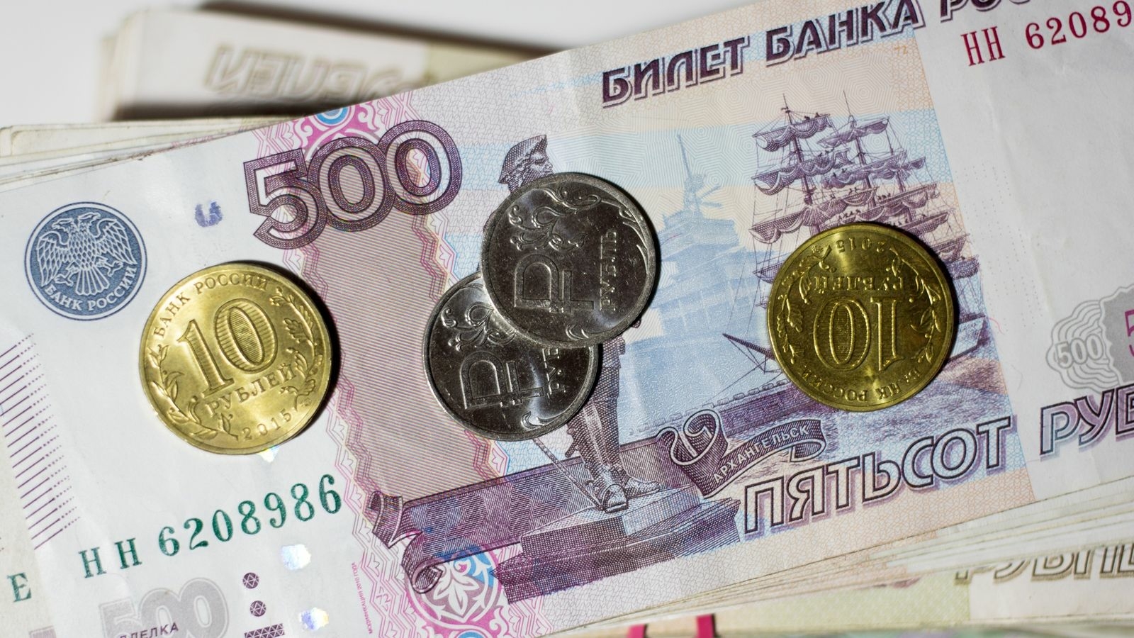 Часть многомиллиардного подряда без конкурса получила СК «Балтийские дороги»