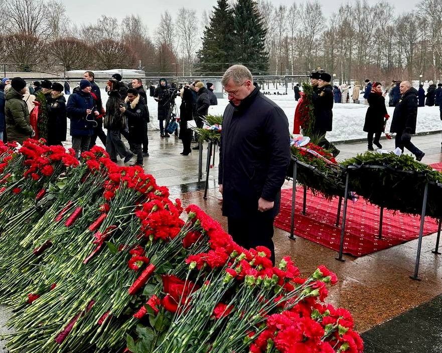 Игорь Бабушкин почтил память жертв блокады Ленинграда 