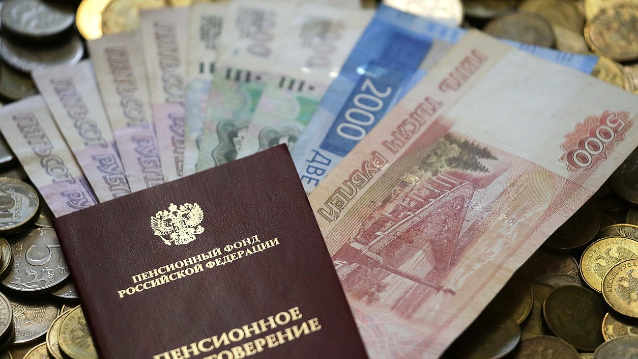 Всех, кто собирается на пенсию, обрадовали: Страховой стаж повышать не будут