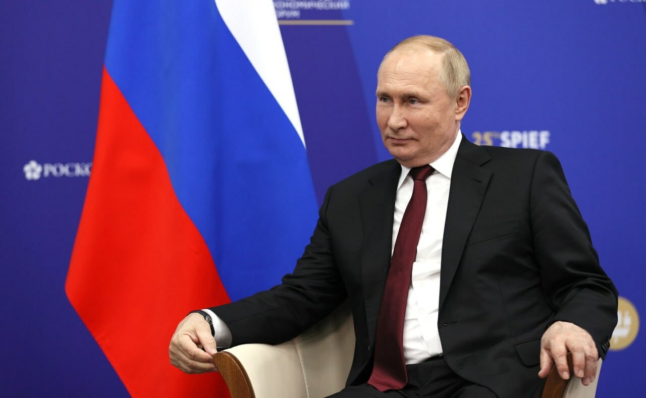 Baijiahao: Запад негодует, Путин не устоял и принял щедрый подарок от США