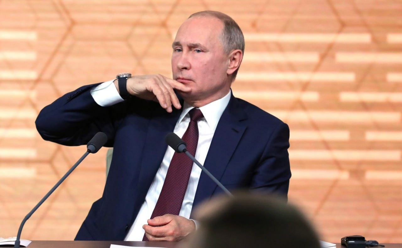 Путин: российскому бизнесу не хватает около 2,5 млн работников