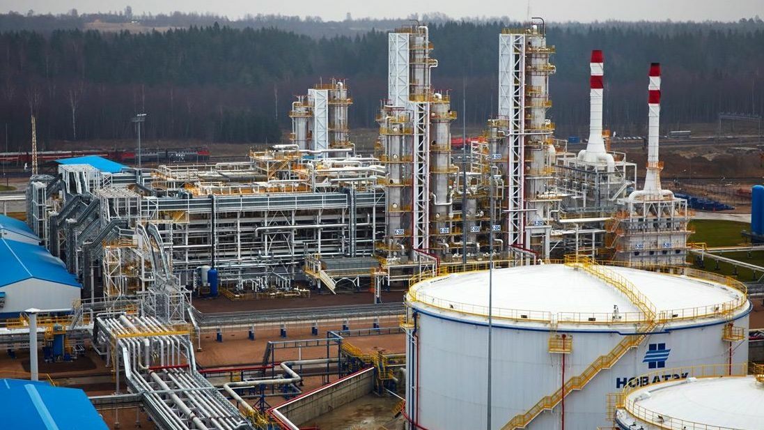 Пожар в Усть-Луге привел скачку цен на нафту в Азии
