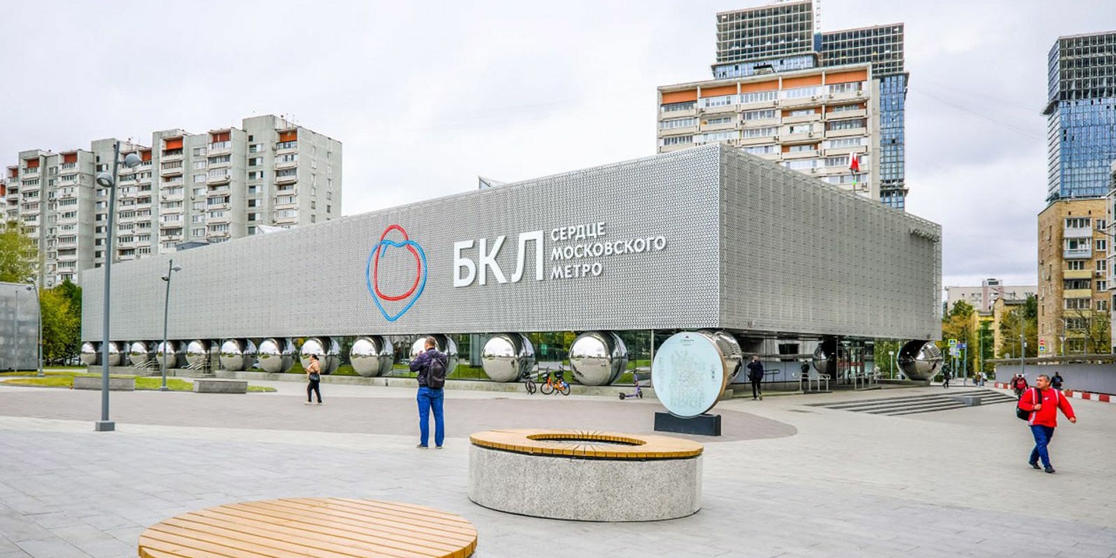 В 2024 году в Москве благоустроят территории у 34 транспортных объектов