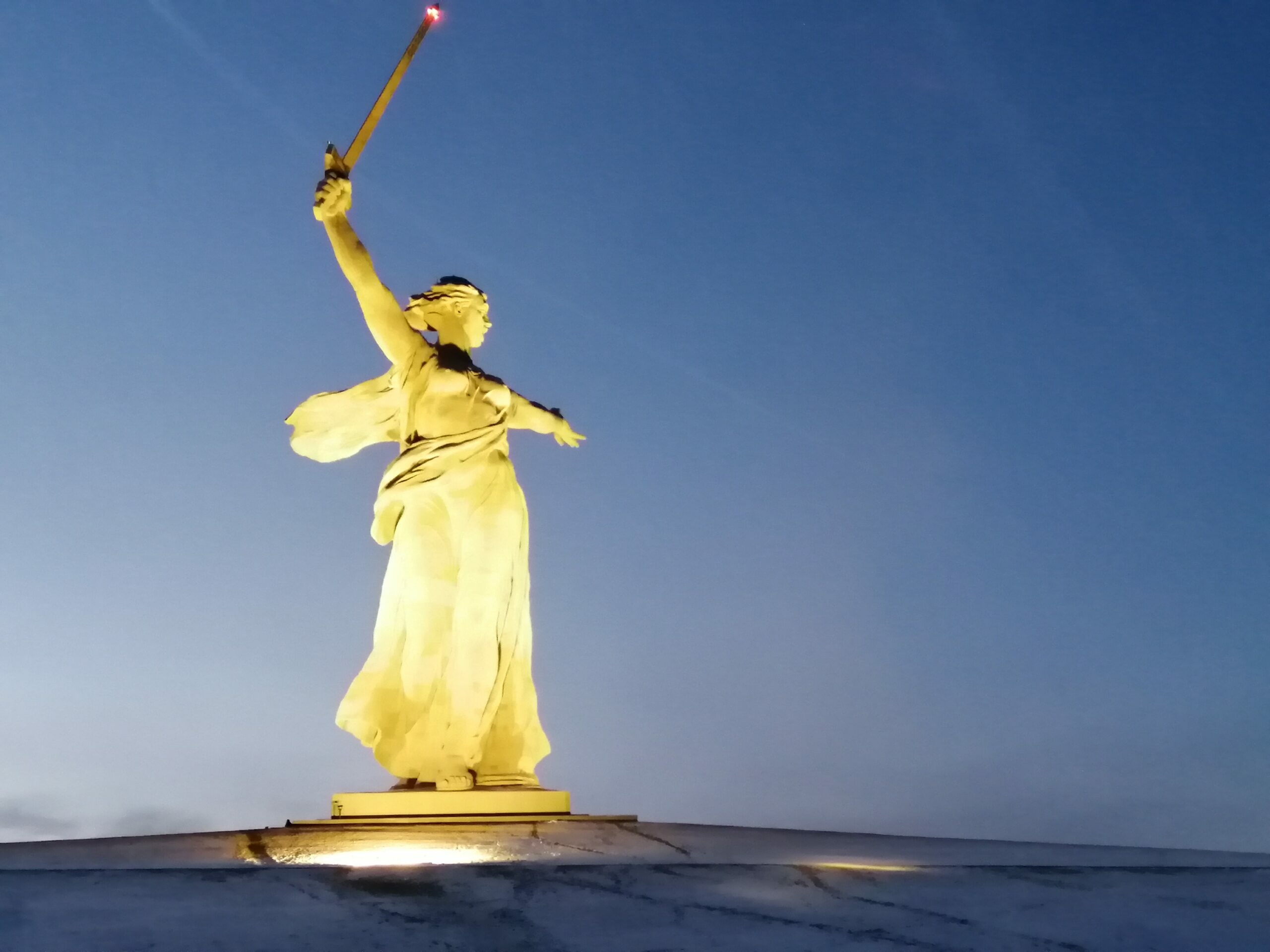 Волгоградские ветераны получат выплаты к 9 мая