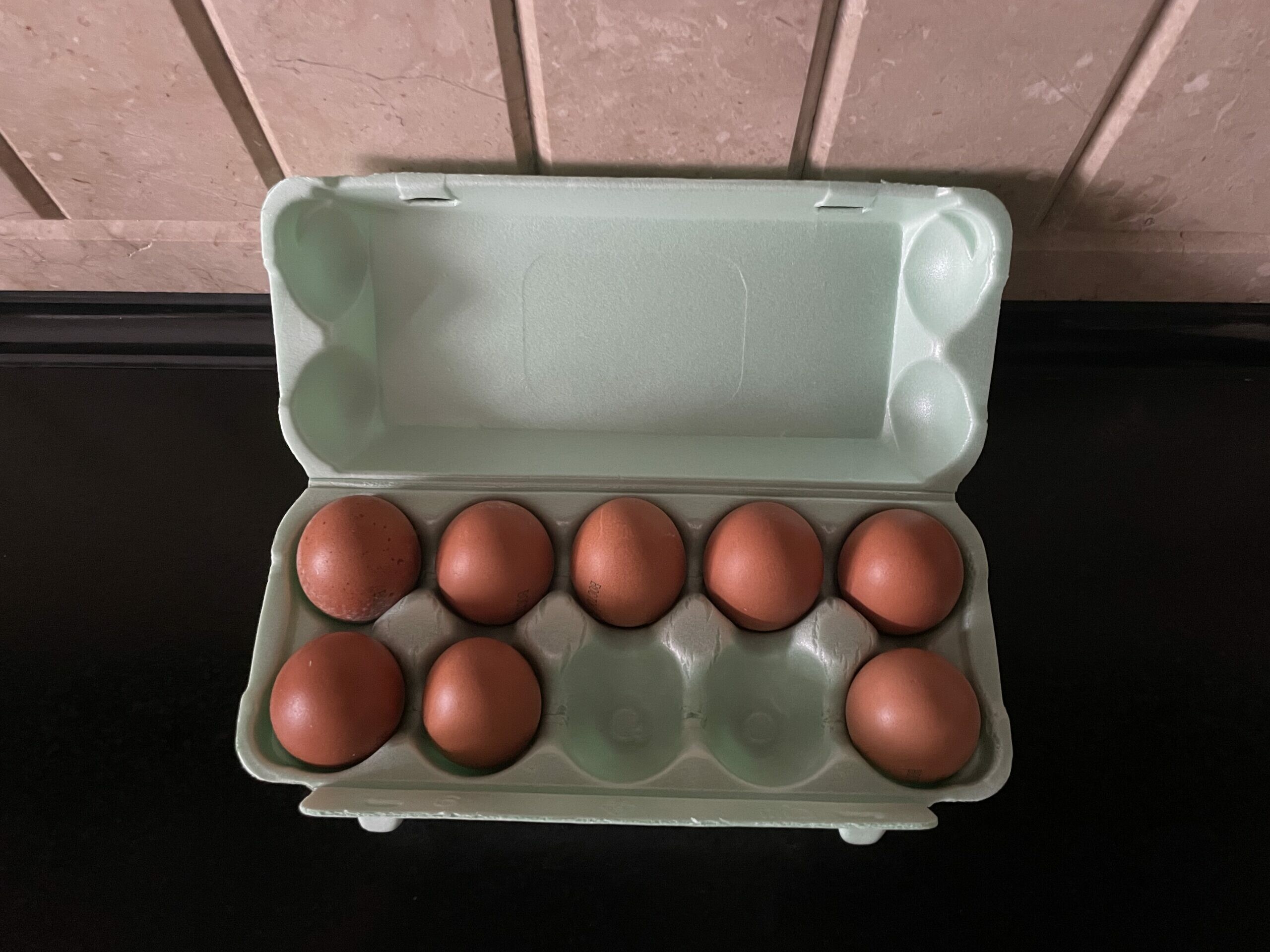 В Астрахани вновь подорожали яйца 