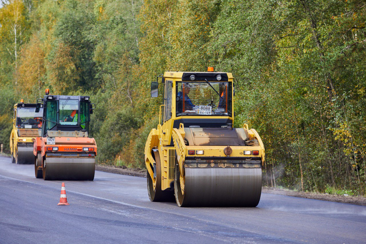 В Петербурге ограничили движение на развязке Софийской улицы с КАД