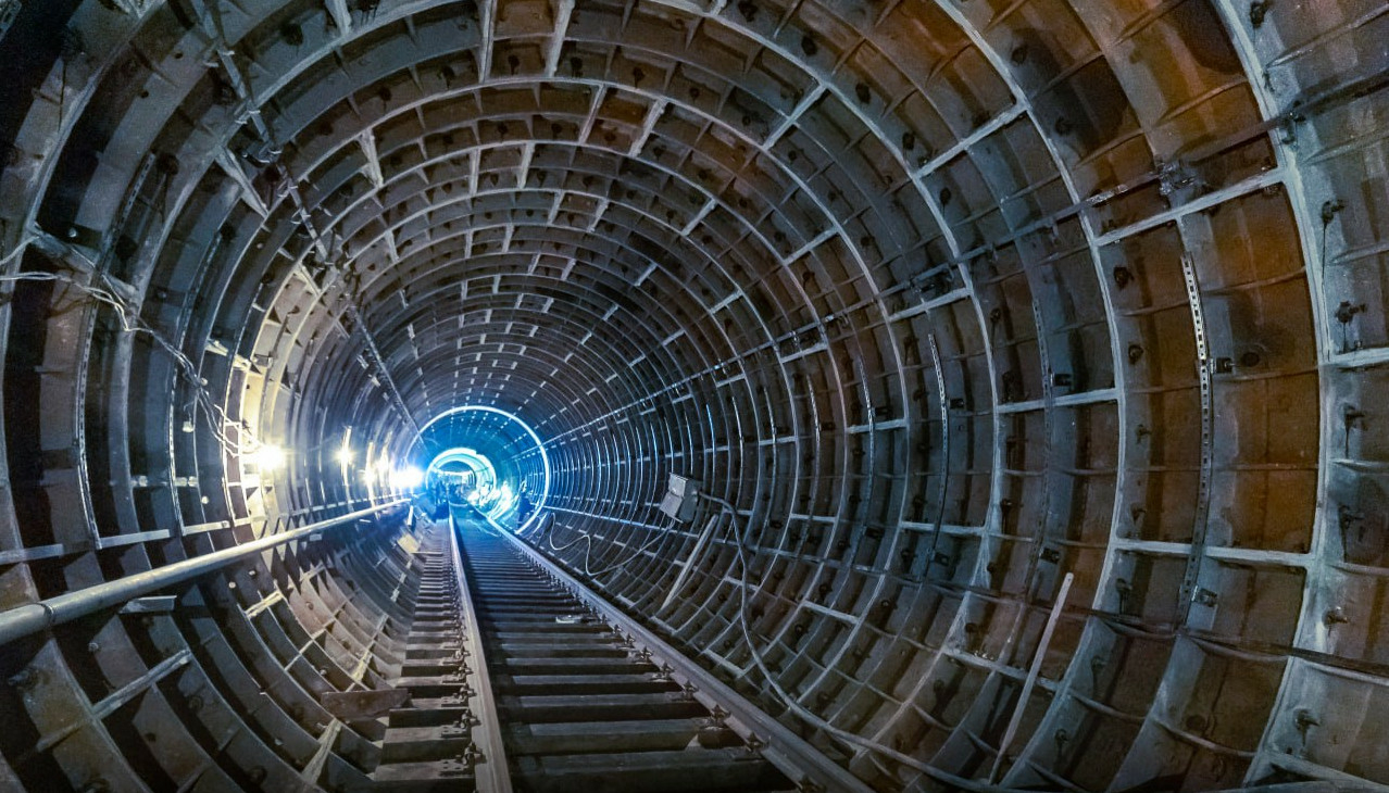 Московский метрополитен потратит на закупку ламп более 100 млн рублей