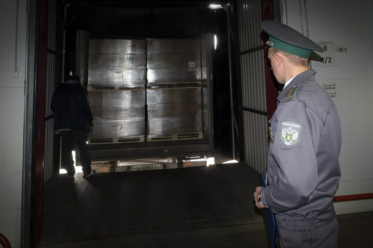 Из Волгоградской области не разрешили вывезти 2,2 тонны рыбы 