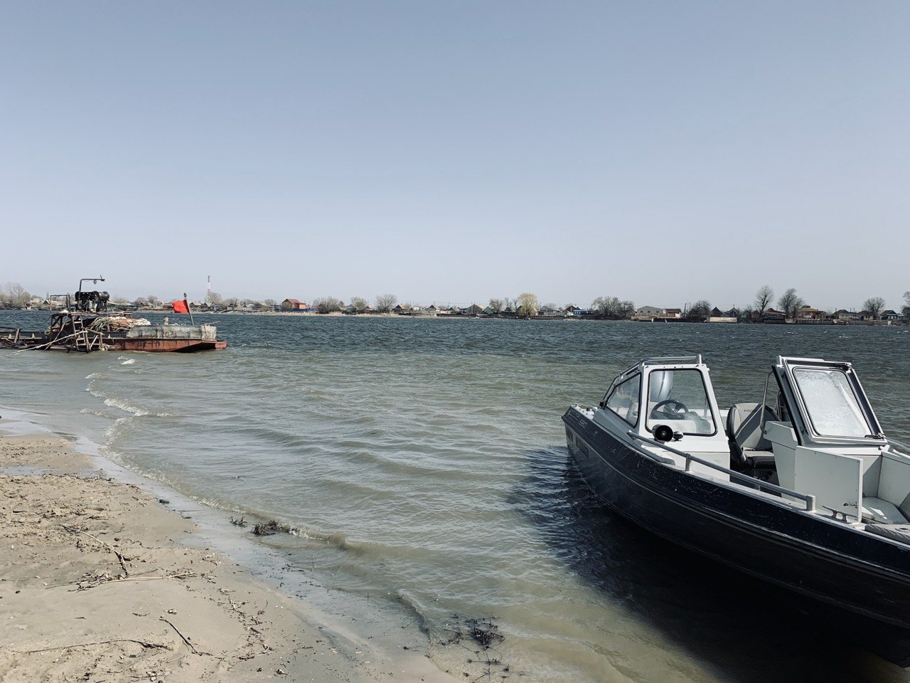Морской пассажирский транспорт в Севастополе временно приостановил работу
