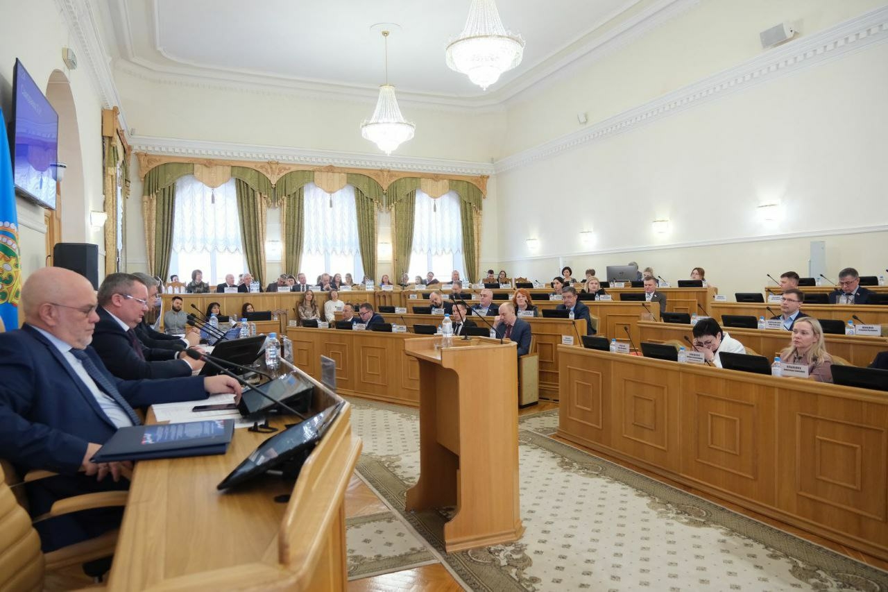 Заседание Облдумы: какие законы приняли астраханские депутаты 