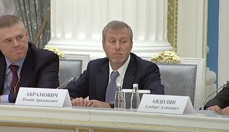 «Русал» требует привлечь Романа Абрамовича по иску к Владимиру Потанину
