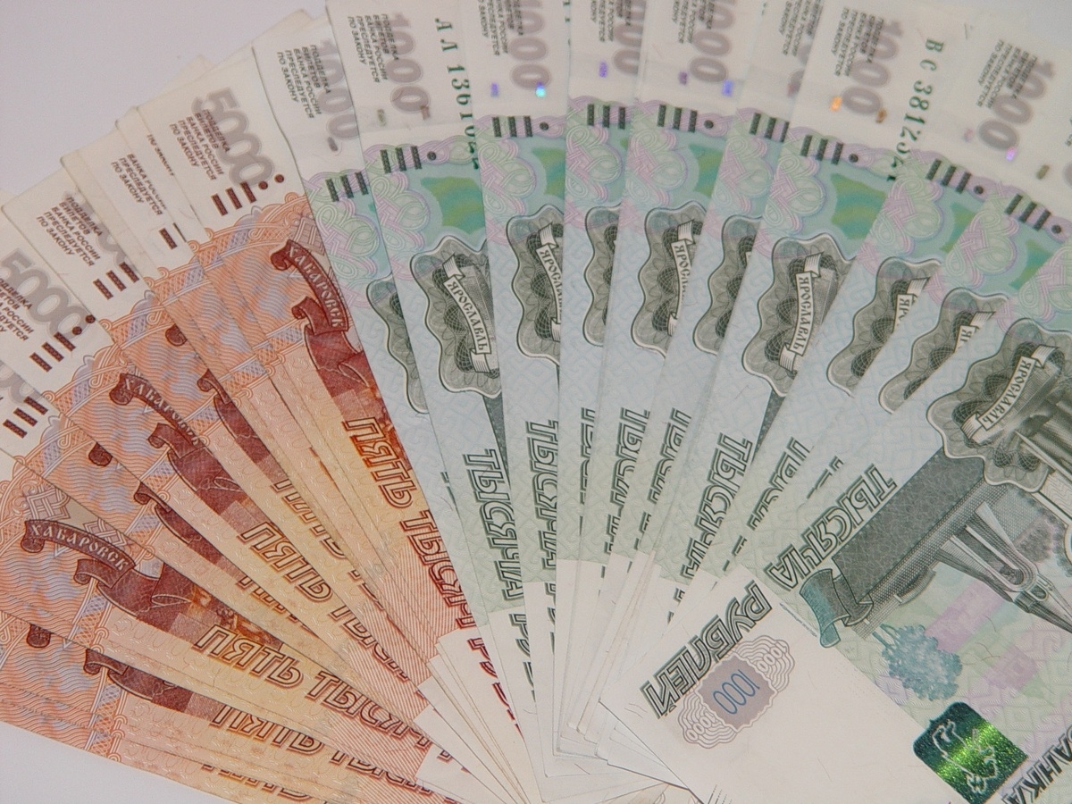 В Петербурге направят 450 млн рублей на поддержку субъектов промышленности